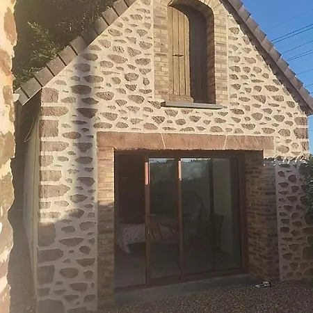 住宿加早餐酒店 Escapade Belinoise Moncé-en-Belin